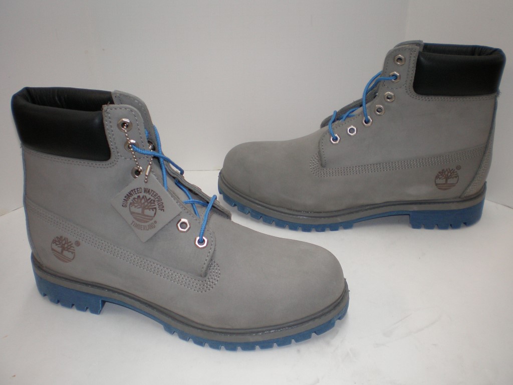 gray and blue timberlands