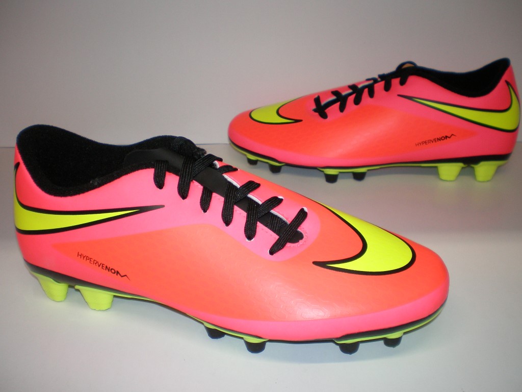 mens nike hypervenom